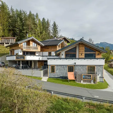 Holzlodge Deluxe Radstadt Exterior foto