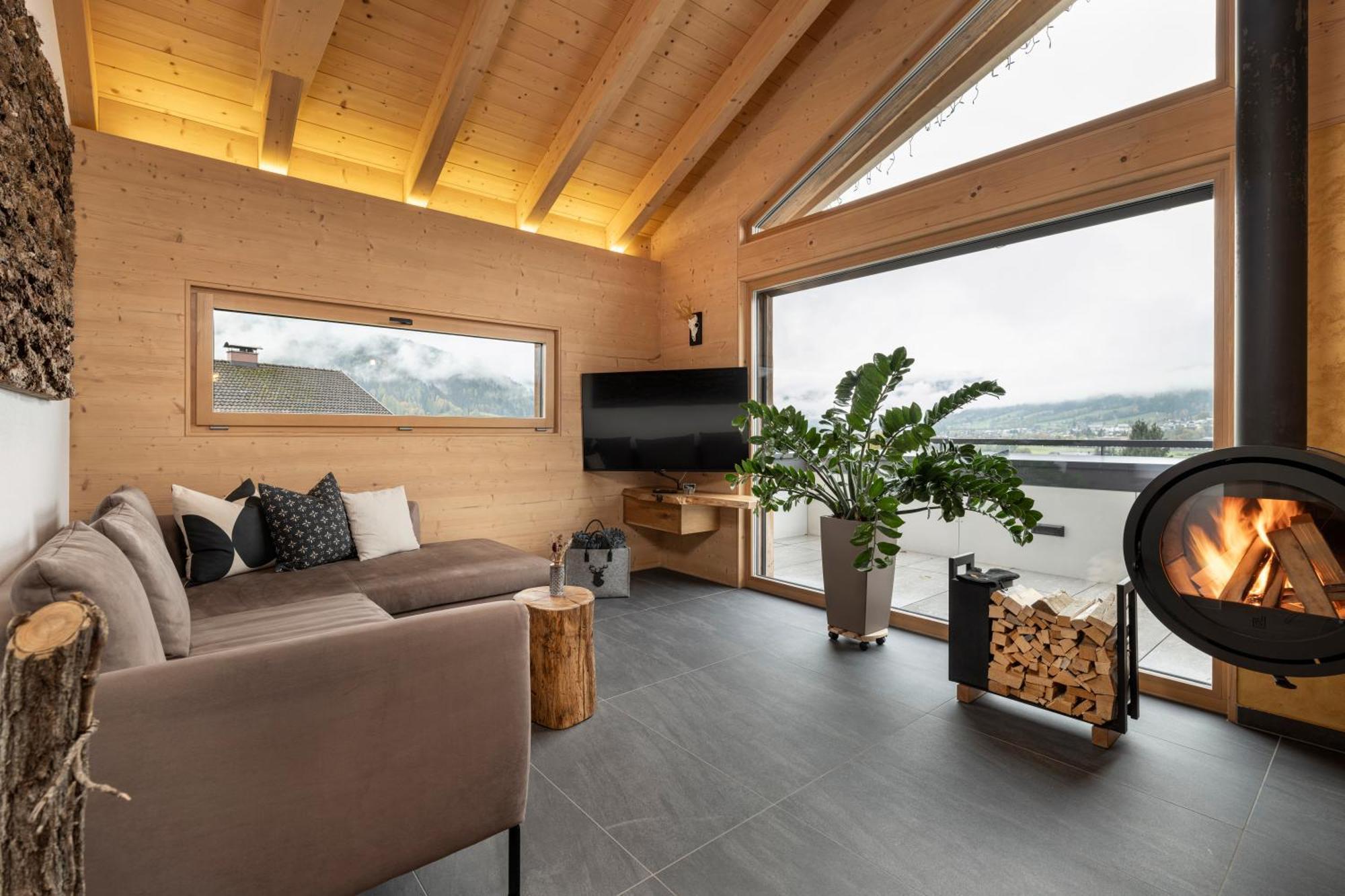Holzlodge Deluxe *